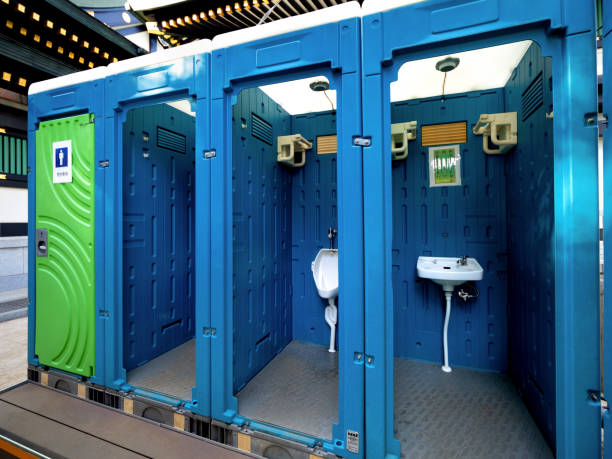 Best Porta potty rental near me  in Glenmoor, OH