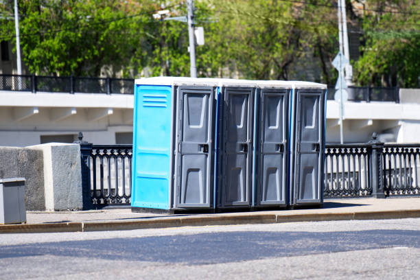 Best Porta potty delivery and setup  in Glenmoor, OH