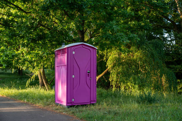 Best Luxury portable toilet rental  in Glenmoor, OH